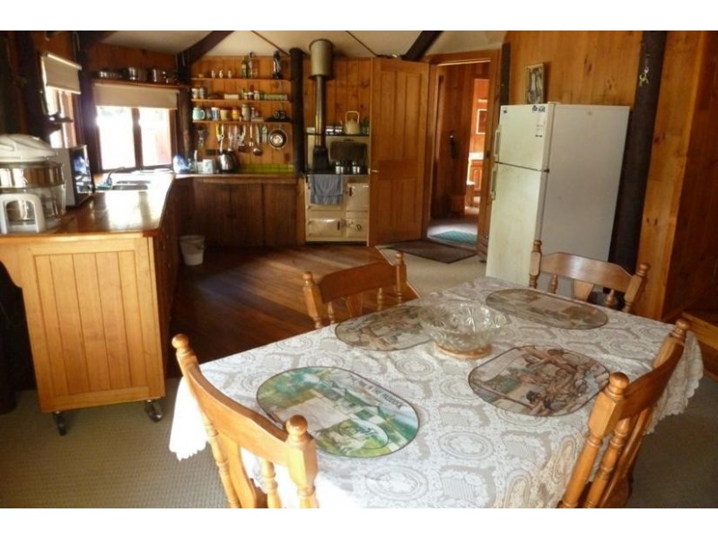531 Larcombes Road, Reedy Marsh TAS 7304