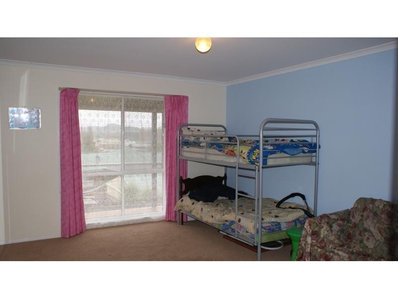 32 Lansdowne Place, Deloraine TAS 7304