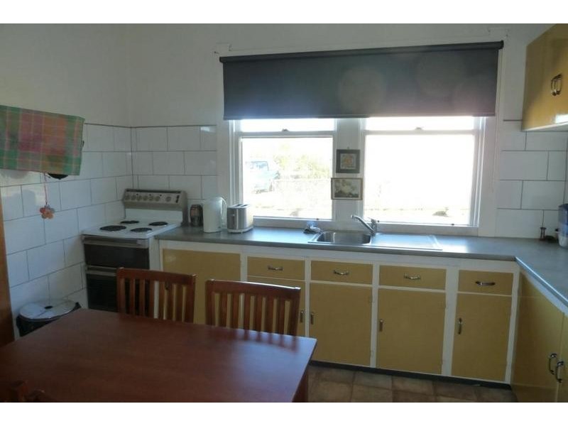 132 Emu Bay Road, Deloraine TAS 7304
