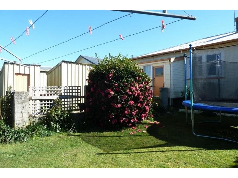 132 Emu Bay Road, Deloraine TAS 7304