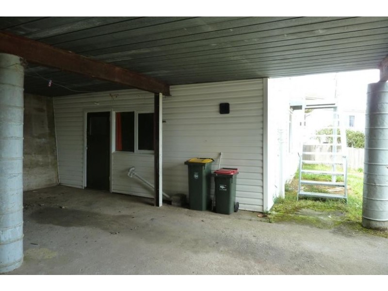 2/90 Emu Bay Road, Deloraine TAS 7304