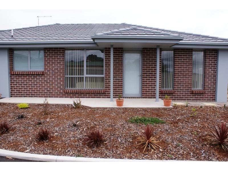 1/80 West Church Street, Deloraine TAS 7304