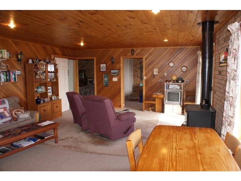 84 Coates Hill Road, Deloraine TAS 7304