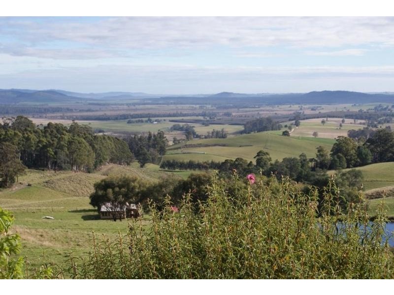 84 Coates Hill Road, Deloraine TAS 7304