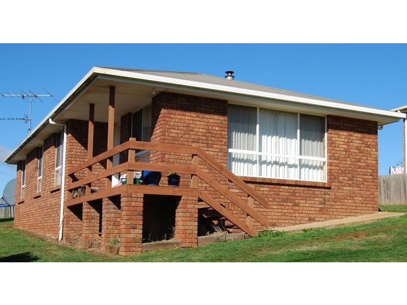 18 Winter Street, Deloraine TAS 7304