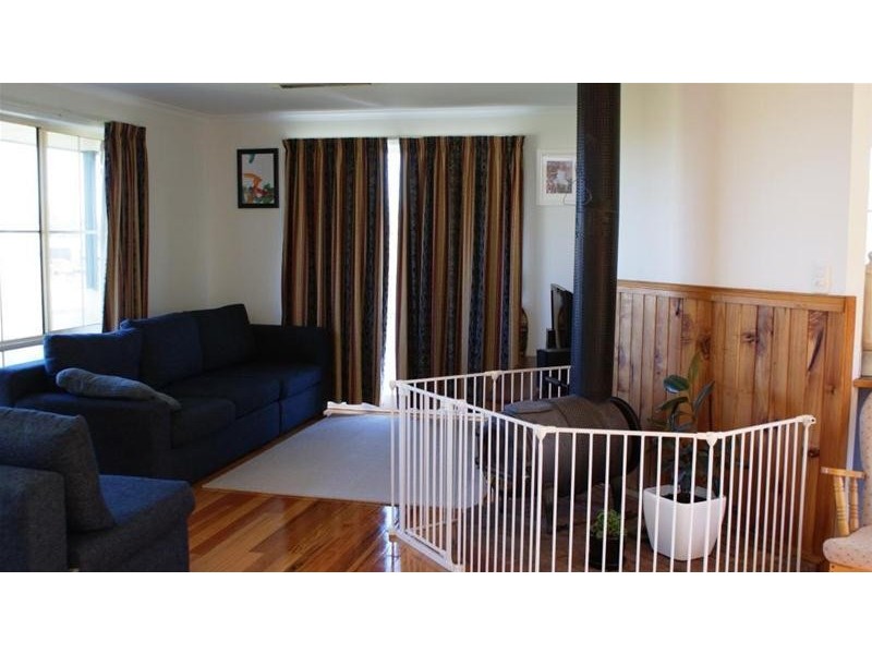 6 East Goderich Street, Deloraine TAS 7304