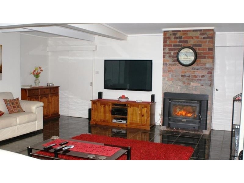 22 East Westbury Place, Deloraine TAS 7304