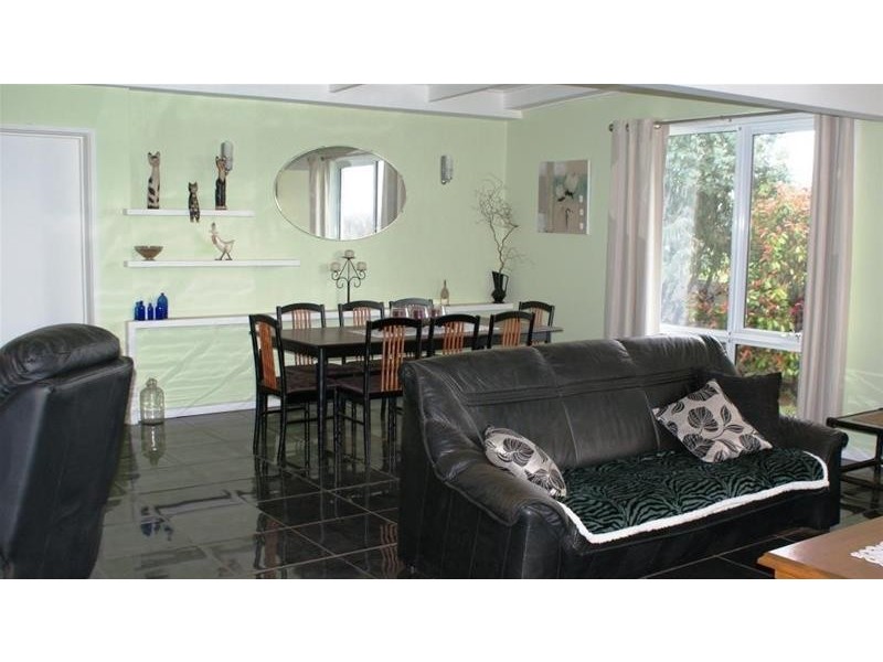 22 East Westbury Place, Deloraine TAS 7304
