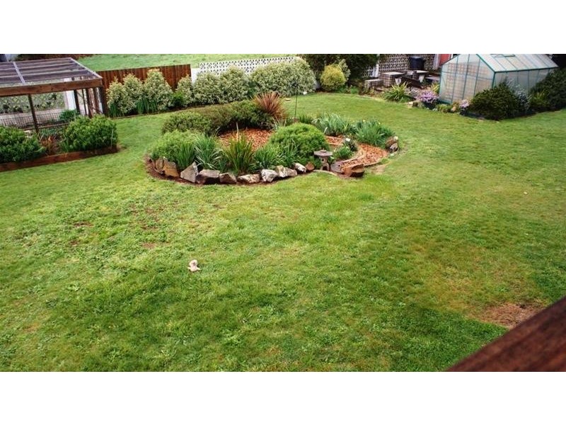 22 East Westbury Place, Deloraine TAS 7304