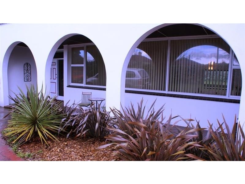 22 East Westbury Place, Deloraine TAS 7304