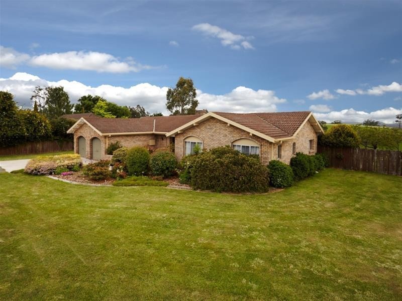 79-81 Westbury Place, Deloraine TAS 7304