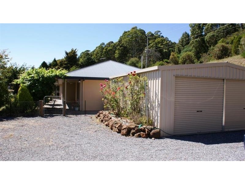 17 Barra Road, Deloraine TAS 7304