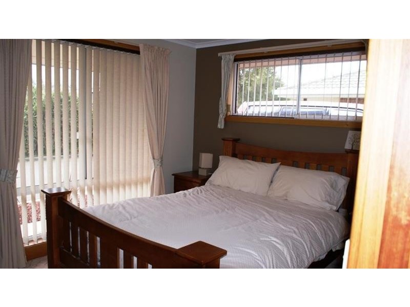 2/20 Meander Valley Road, Westbury TAS 7303