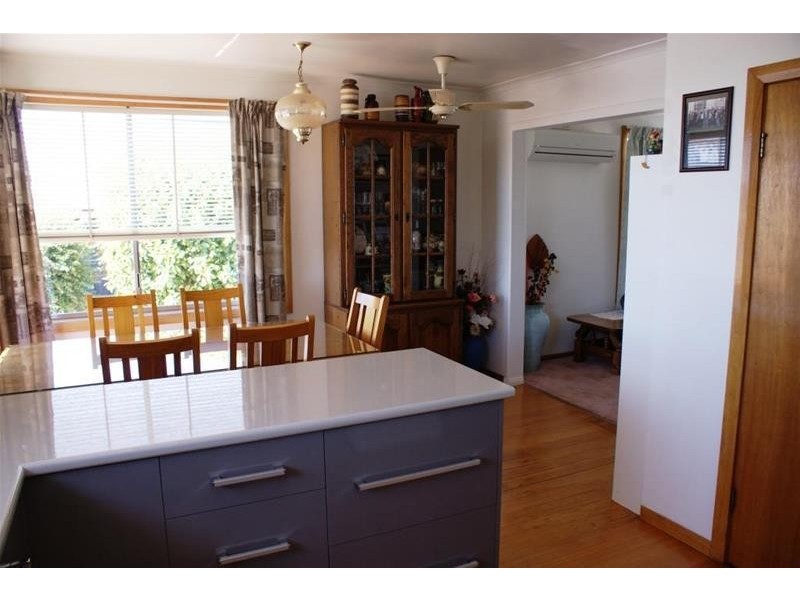 35 Gay Street, Deloraine TAS 7304