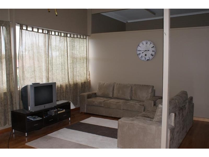 32 West Goderich Street, Deloraine TAS 7304