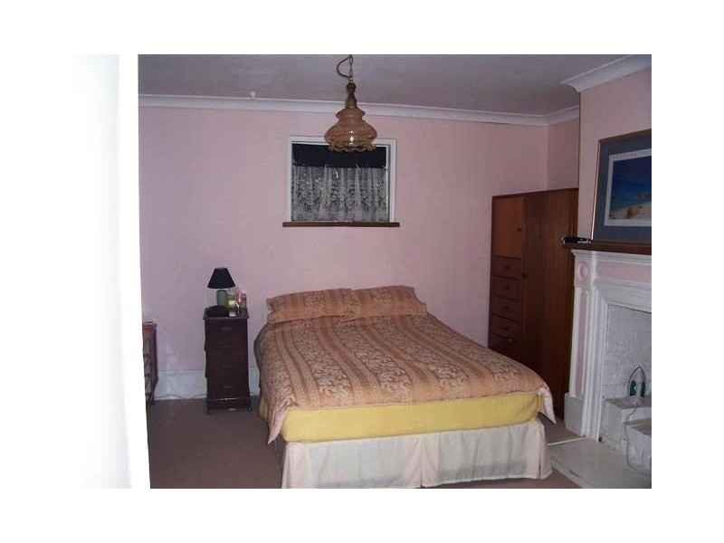 24 East Parade, Deloraine TAS 7304