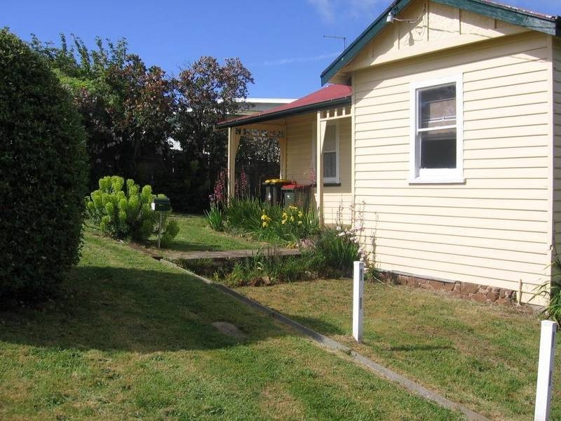 17 East Church Street, Deloraine TAS 7304