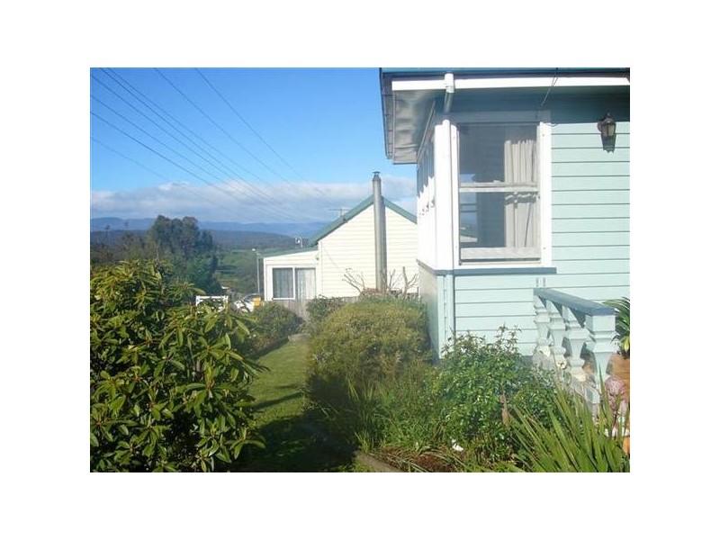 Tower Hill Street, Deloraine TAS 7304