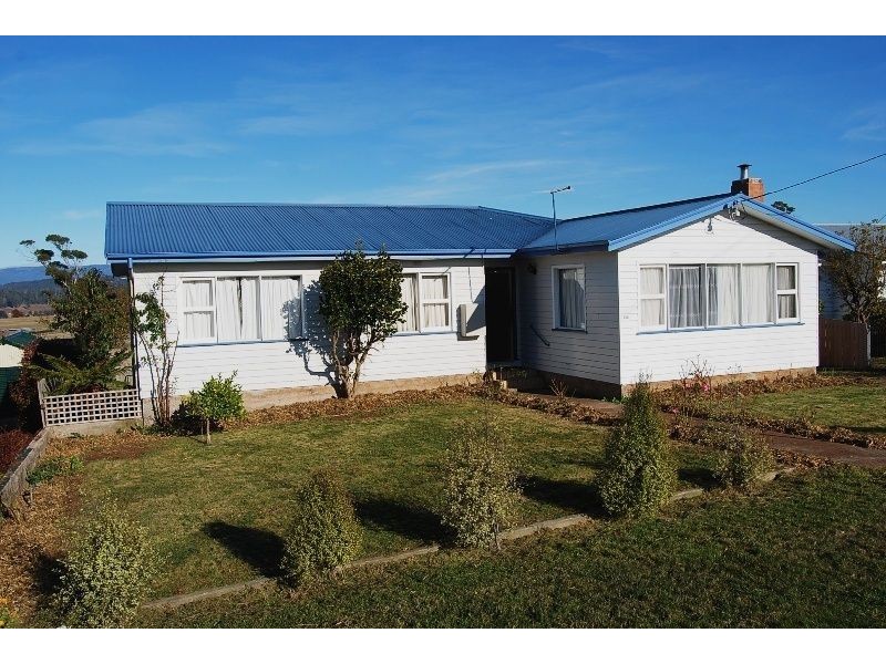 148 Emu Bay Road, Deloraine TAS 7304