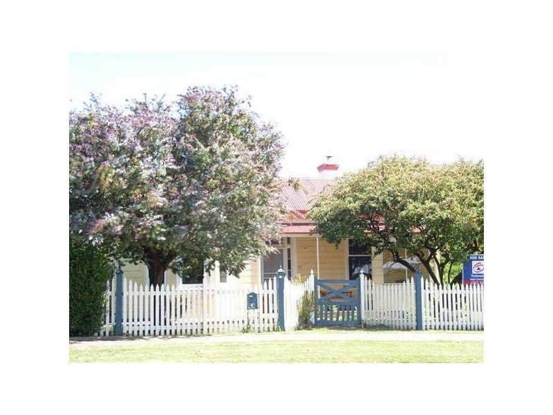 23 East Westbury Place, Deloraine TAS 7304