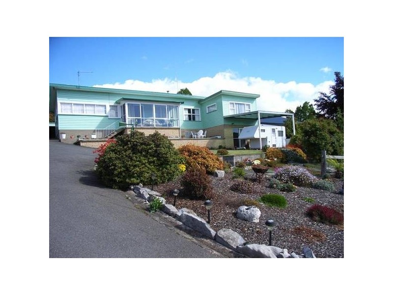 2 East Church Street, Deloraine TAS 7304