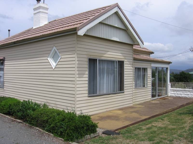50 Winter Street, Deloraine TAS 7304