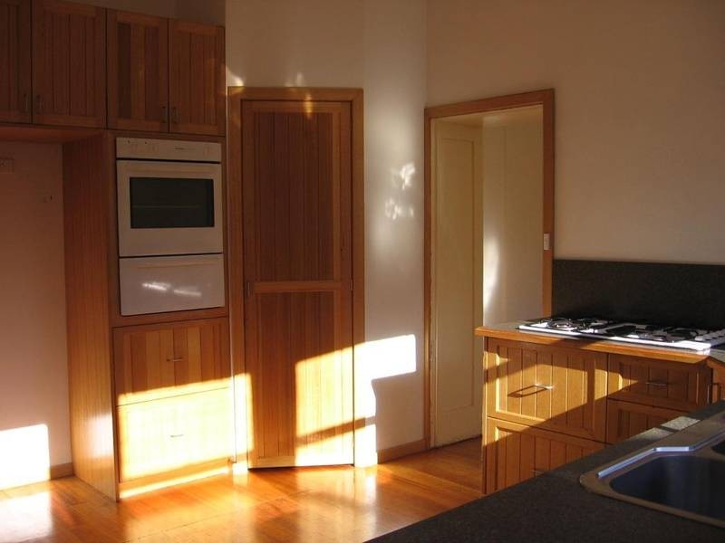 10 East Parade, Deloraine TAS 7304