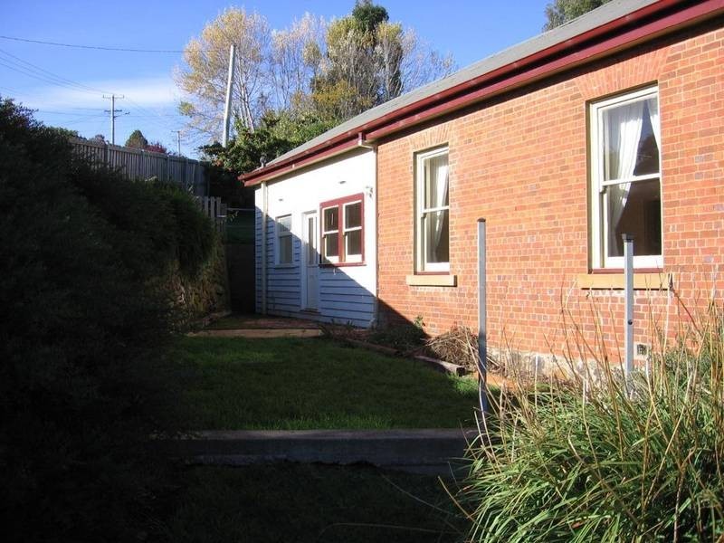 10 East Parade, Deloraine TAS 7304