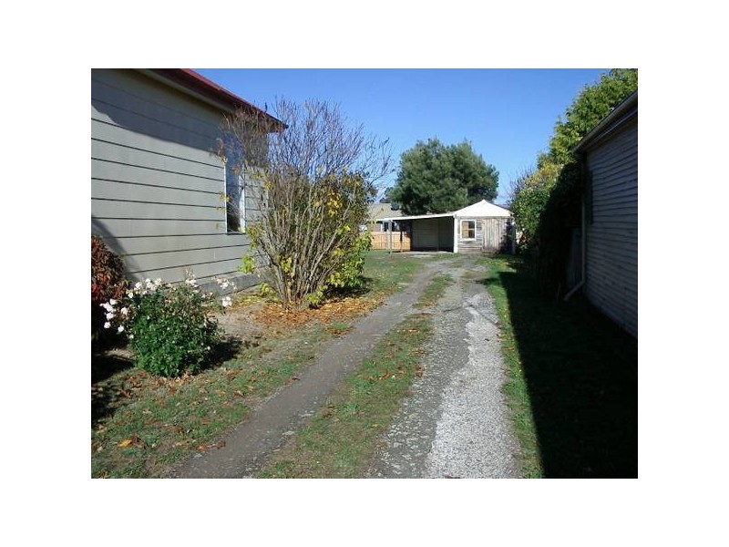 23 East Westbury Place, Deloraine TAS 7304