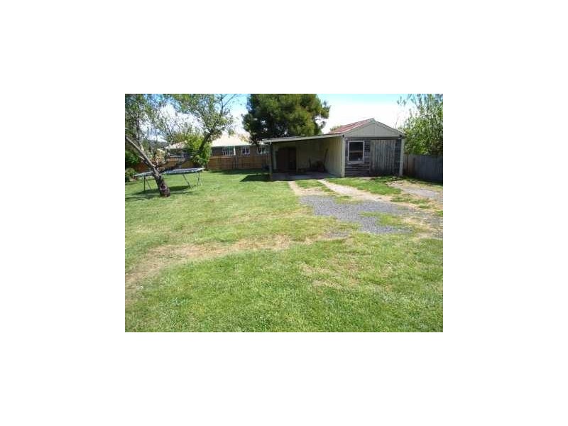 23 East Westbury Place, Deloraine TAS 7304