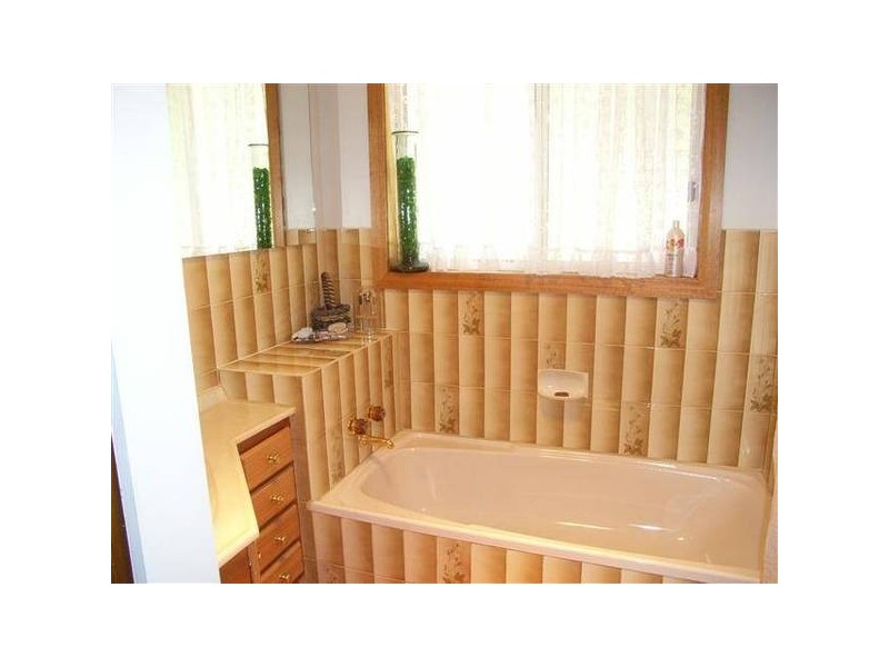 14634 Highland Lakes Road, Deloraine TAS 7304