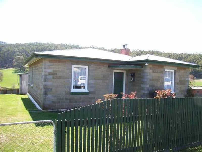20 Pioneer Drive, Mole Creek TAS 7304