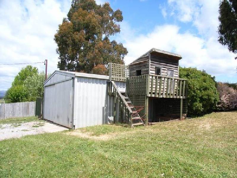 East Barrack Street, Deloraine TAS 7304