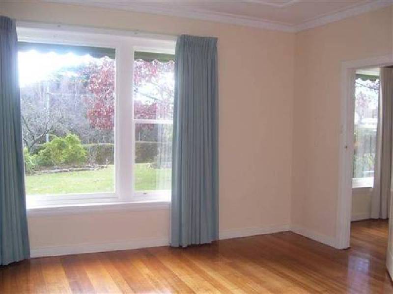 1 Lonsdale Promenade, Westbury TAS 7303