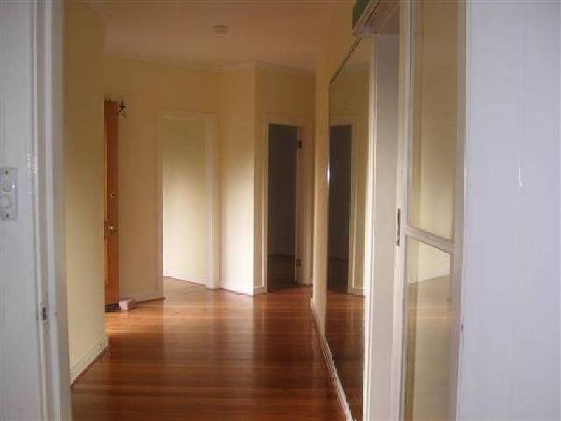 1 Lonsdale Promenade, Westbury TAS 7303