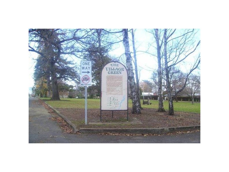 1 Lonsdale Promenade, Westbury TAS 7303