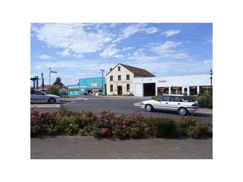 90 Emu Bay Road, Deloraine TAS 7304