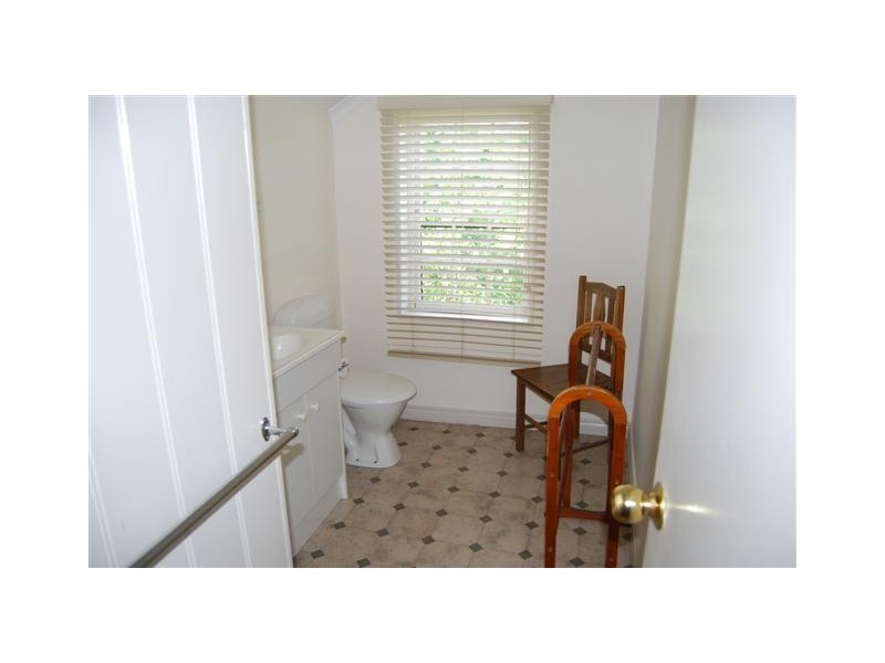 19 West Parade, Deloraine TAS 7304