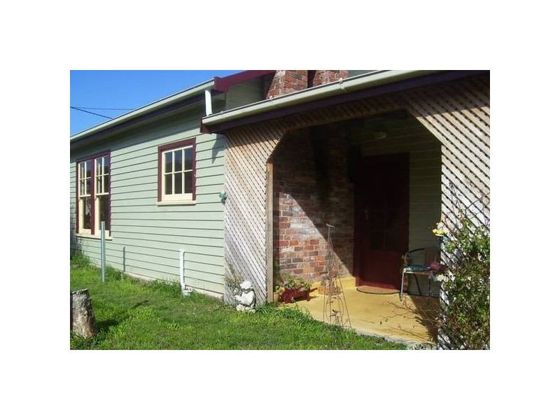 4 Hall Street, Mole Creek TAS 7304