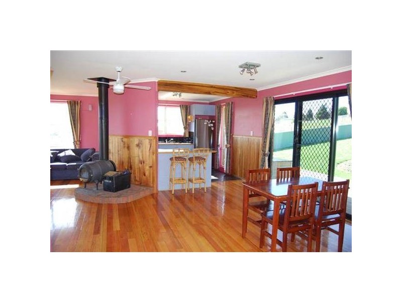 6 East Goderich Street, Deloraine TAS 7304