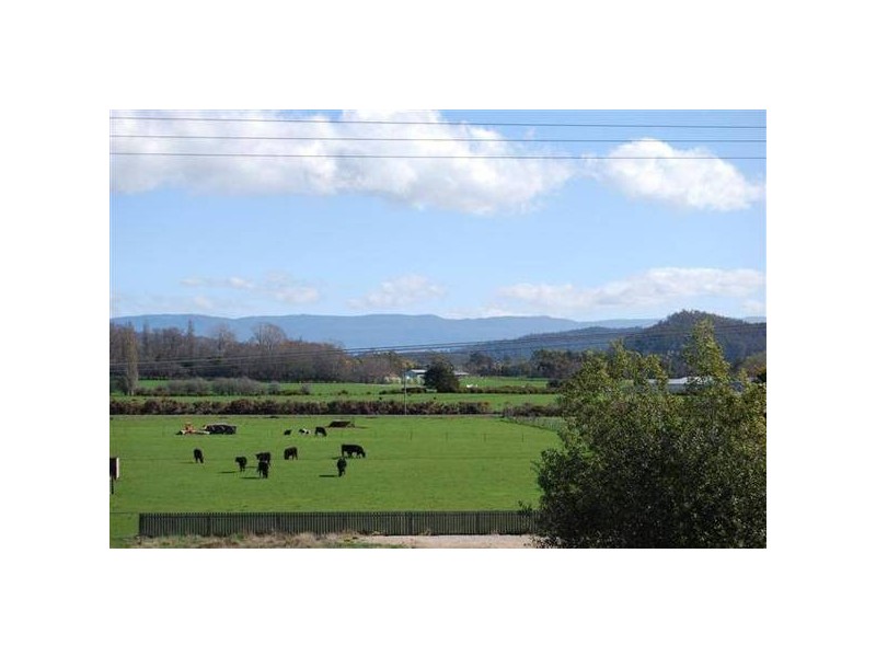 6 East Goderich Street, Deloraine TAS 7304