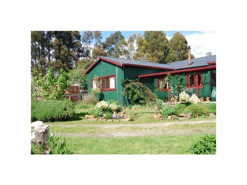 2 How Street, Chudleigh TAS 7304