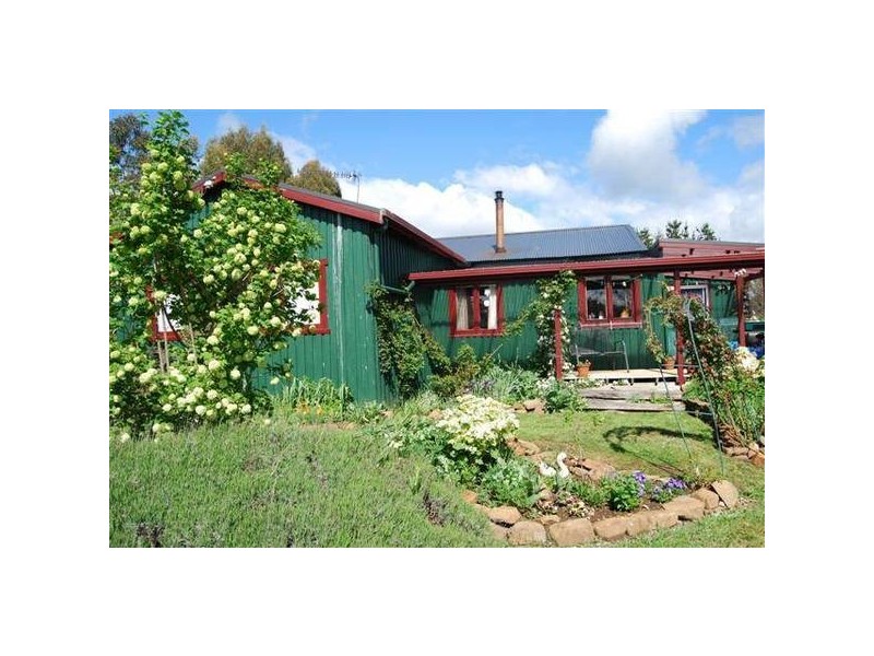 2 How Street, Chudleigh TAS 7304