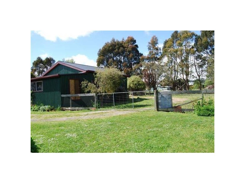 2 How Street, Chudleigh TAS 7304