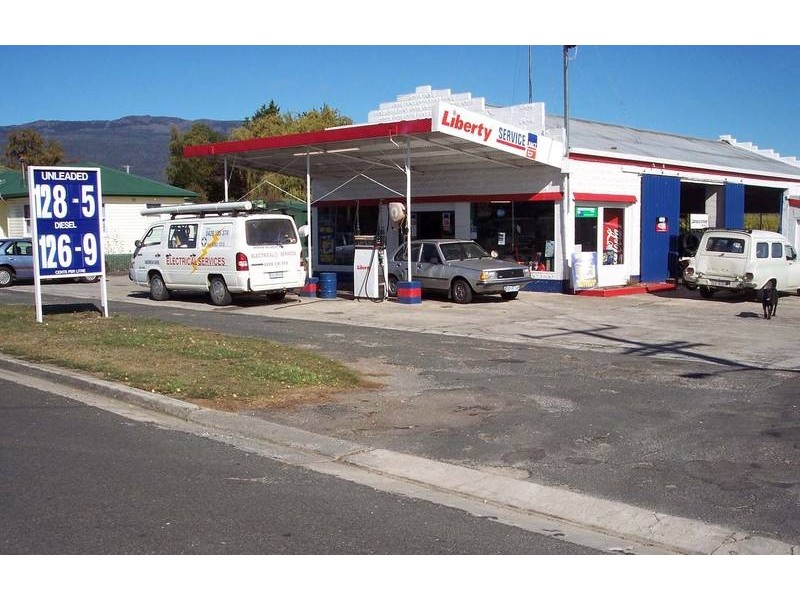 8 Caveside Road, Mole Creek TAS 7304