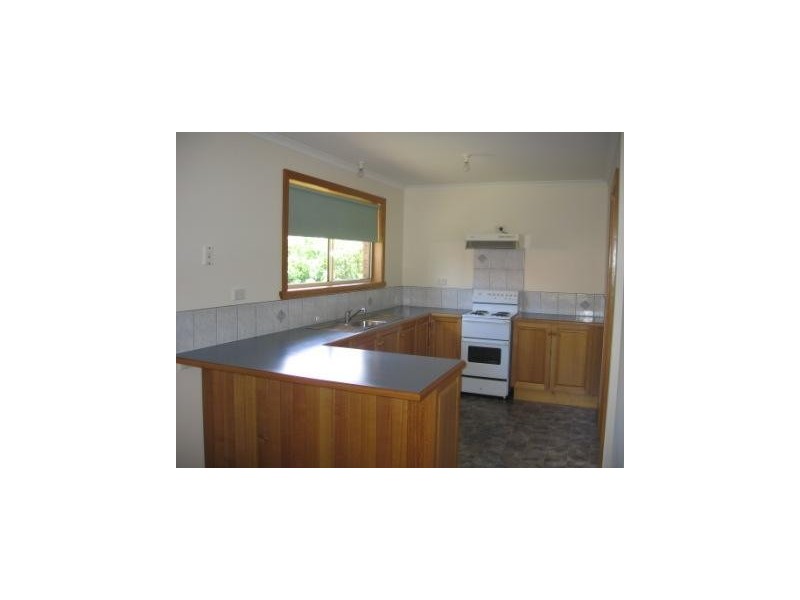 2/41 West Church Street, Deloraine TAS 7304