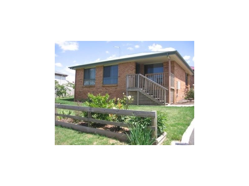 1/2 Bonney Street, Deloraine TAS 7304