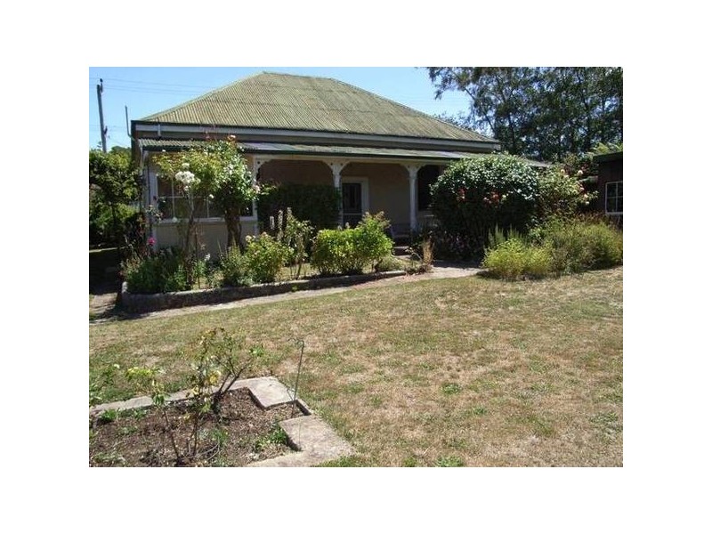 39 West Barrack Street, Deloraine TAS 7304