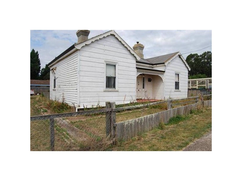 6 Railway Street, Deloraine TAS 7304