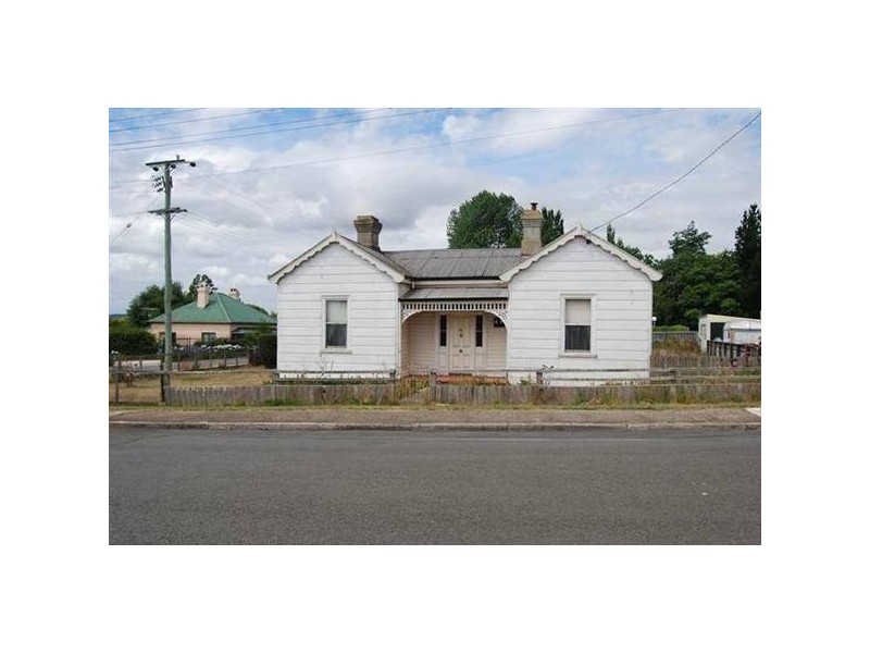 6 Railway Street, Deloraine TAS 7304